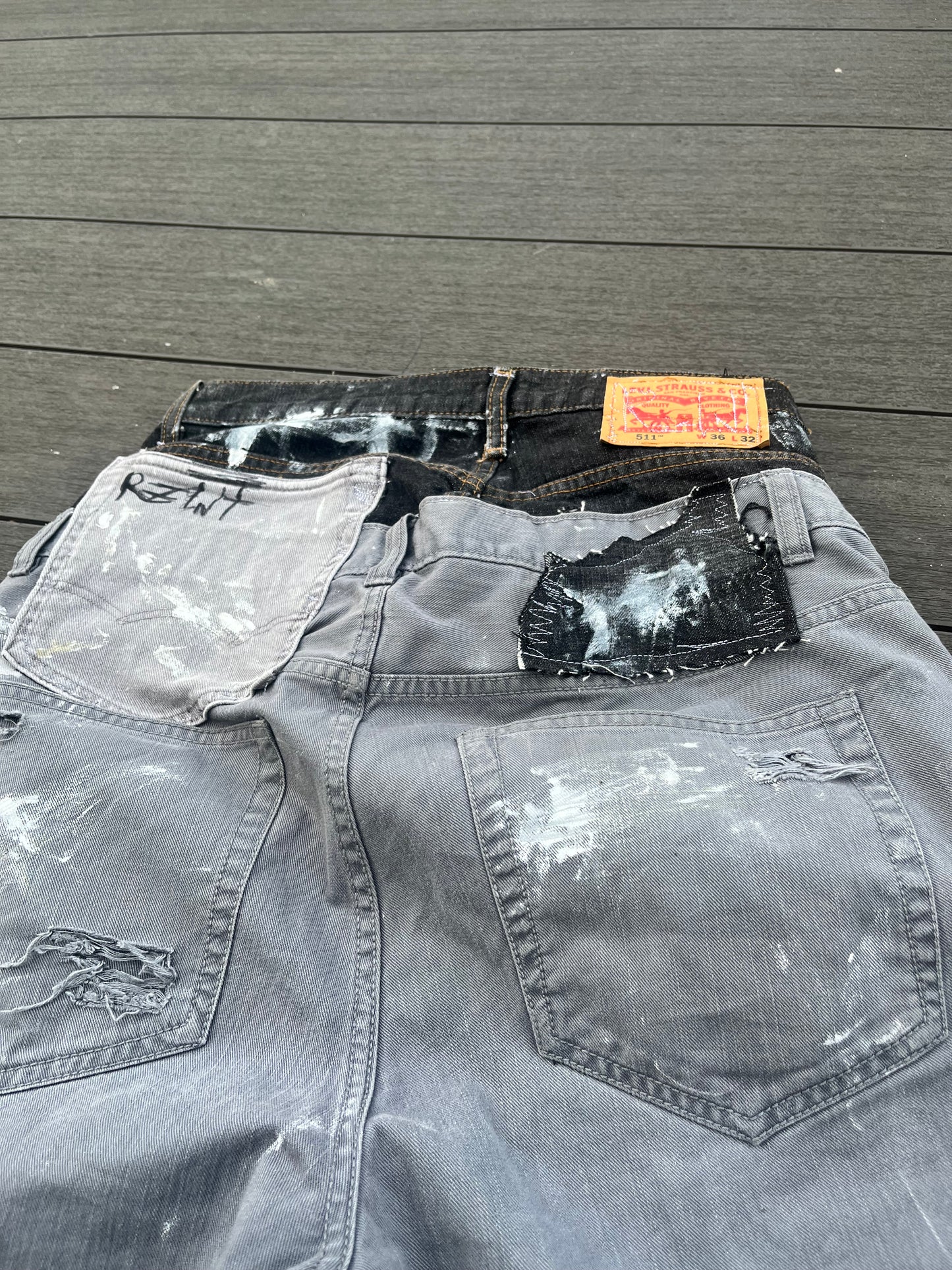 Double waisted thrashed painter denim (black/grey)