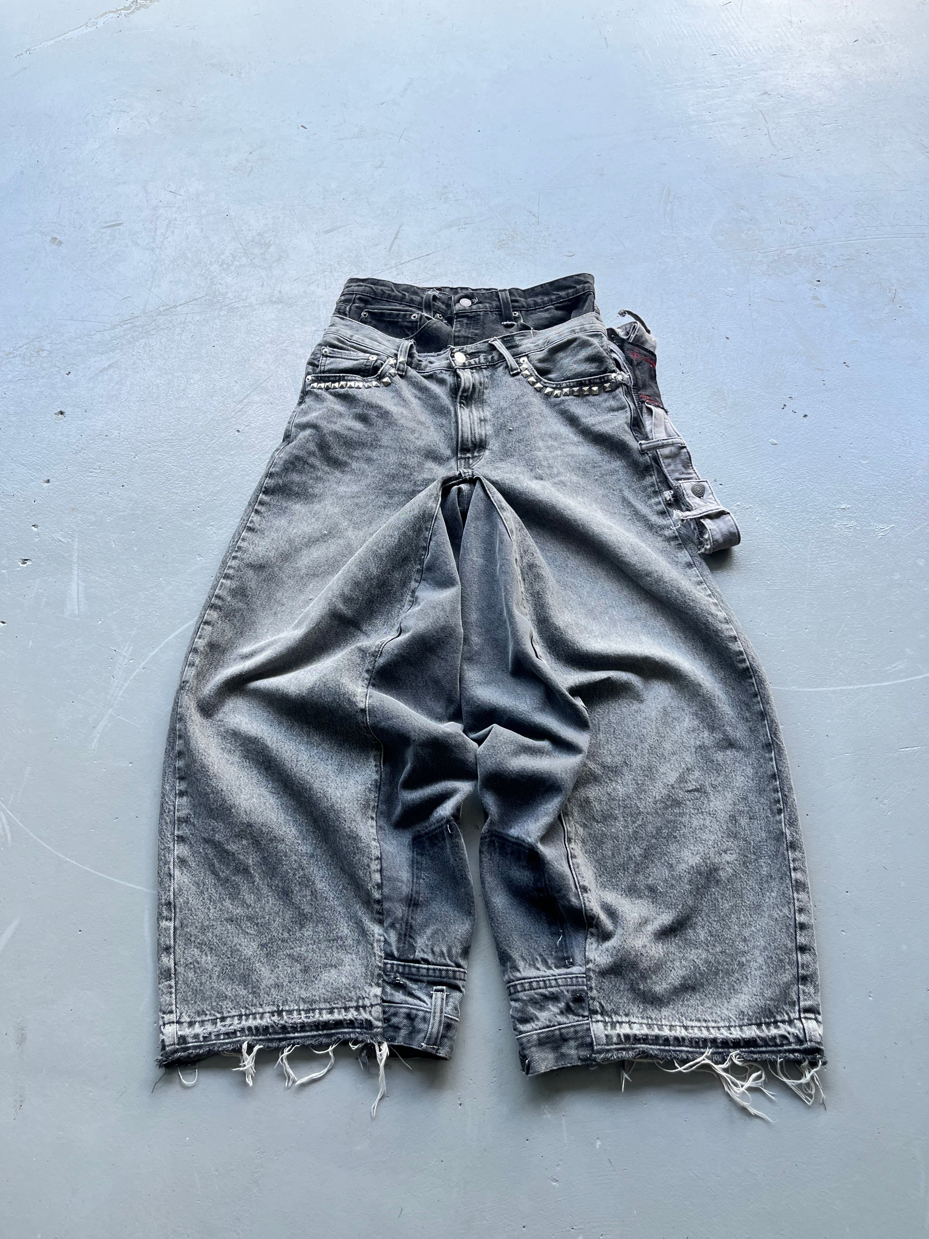 Triple waisted