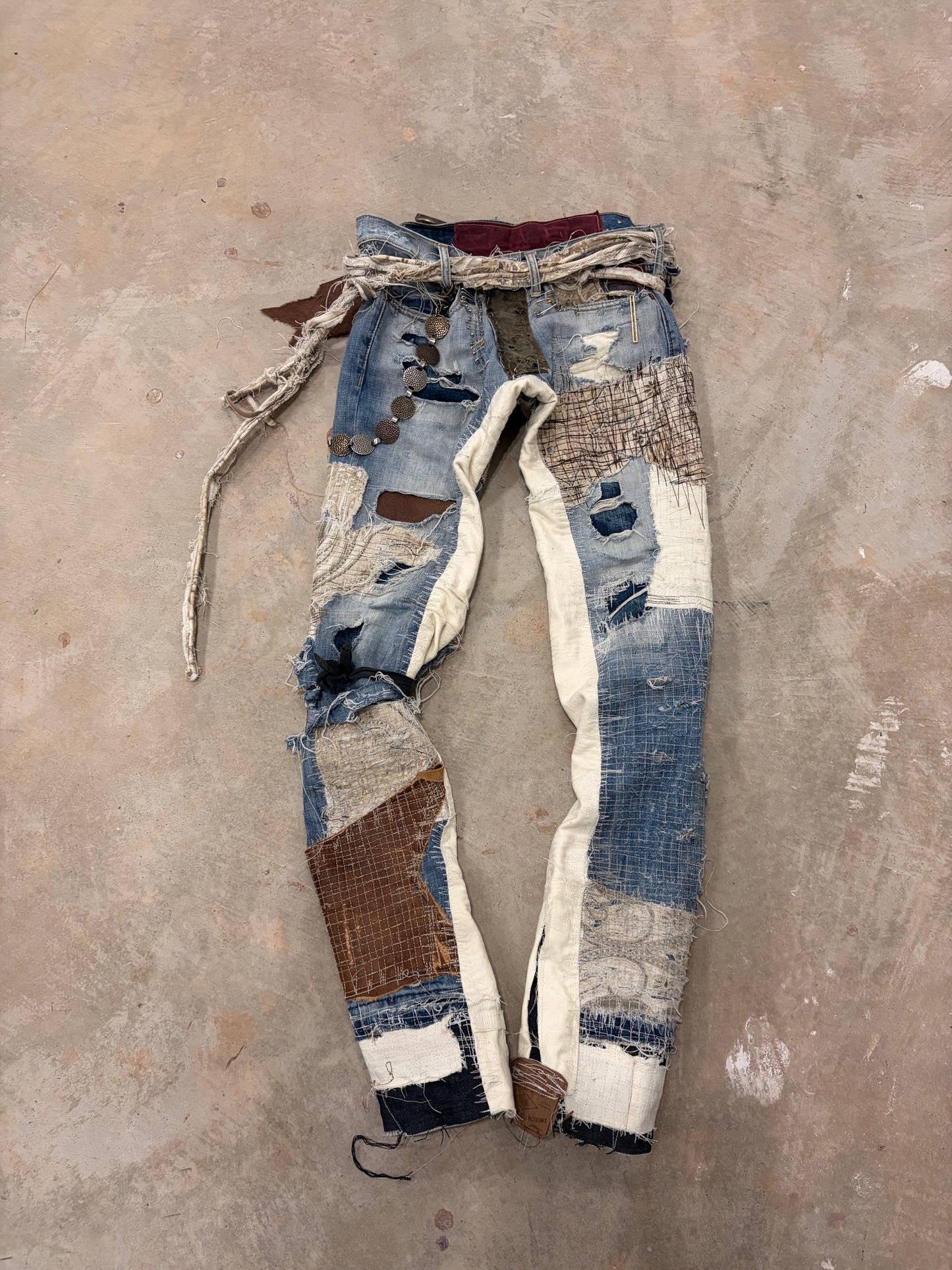 BORO SKINNY JEANS