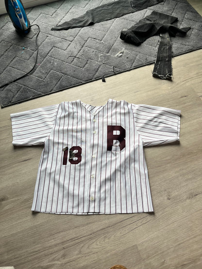 vRsity baseball jersey